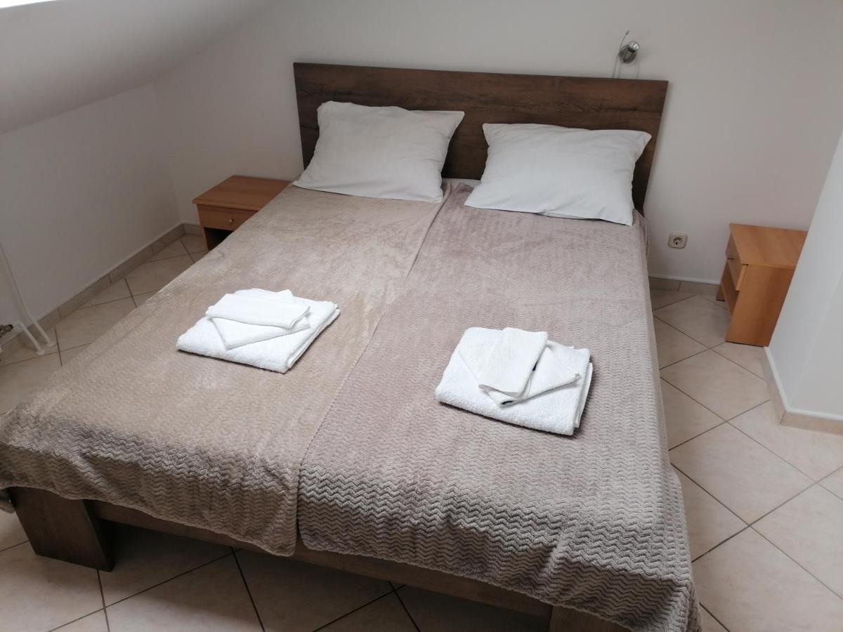 קרלובג Apartmani Stille מראה חיצוני תמונה