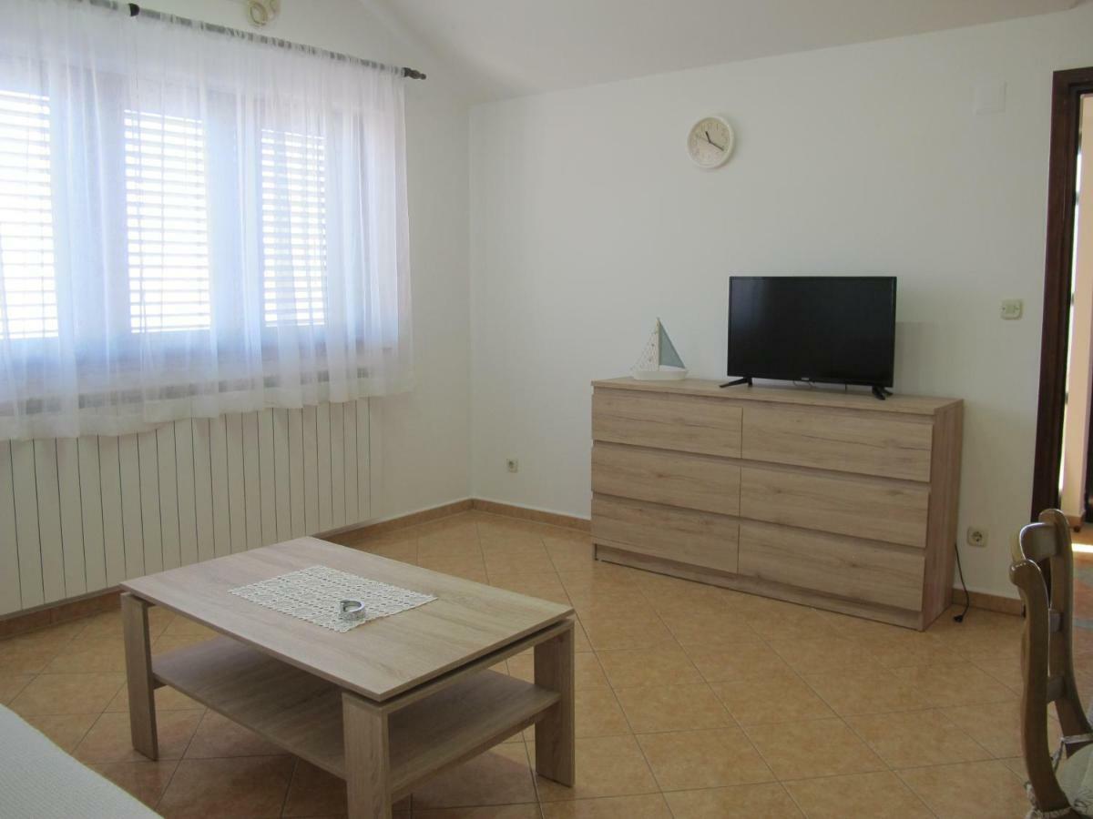 קרלובג Apartmani Stille מראה חיצוני תמונה